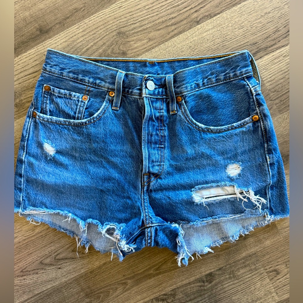 Levi’s 501 Denim Shorts Size 27